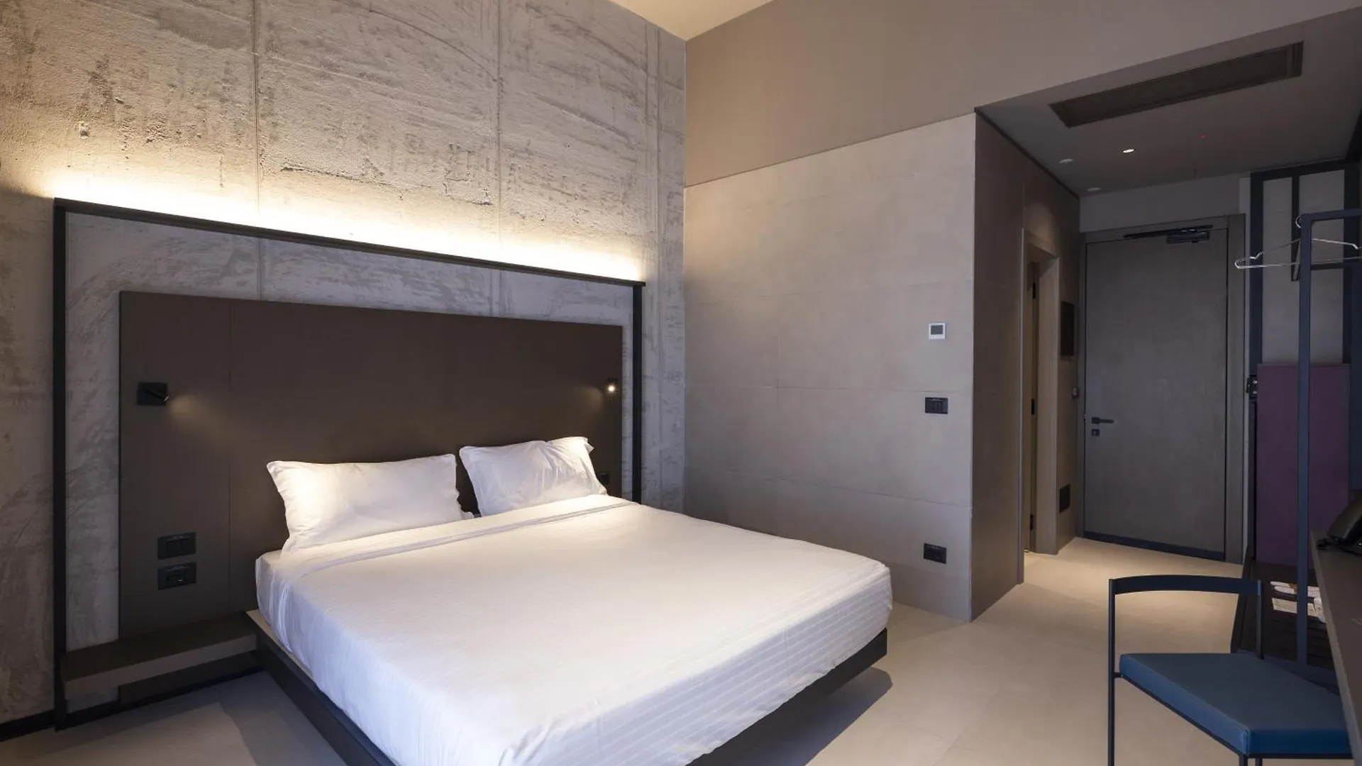 Joy 124 Hotel Milano Italia
